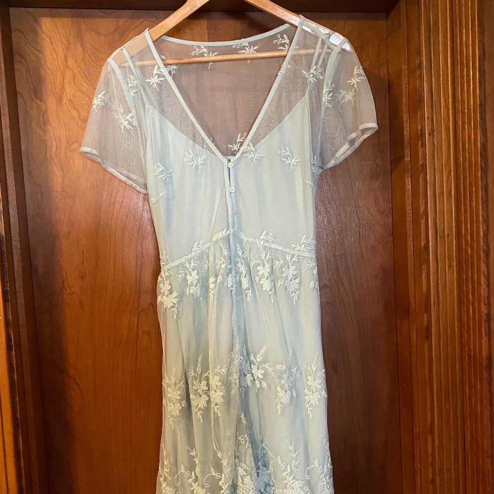 NWT Mint Green Embroidered A&F Dress